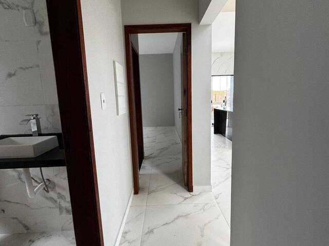 #1220 - Casa para Venda em Araruama - RJ