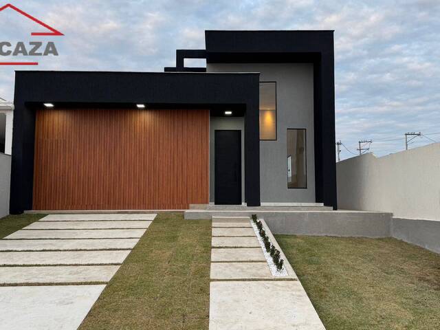 #1220 - Casa para Venda em Araruama - RJ