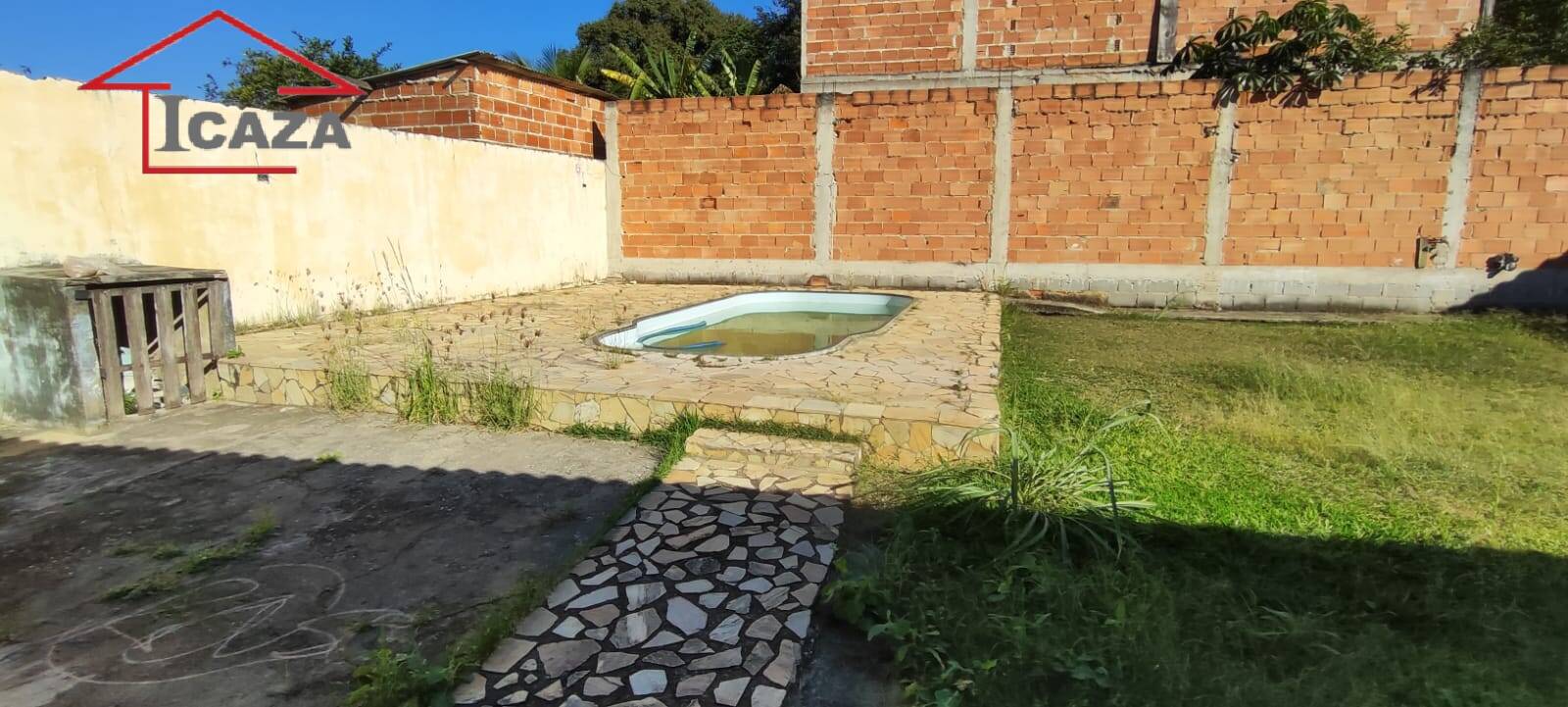 Casa à venda com 3 quartos, 120m² - Foto 2