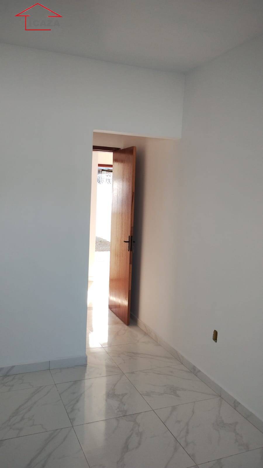 Casa à venda com 2 quartos, 80m² - Foto 12