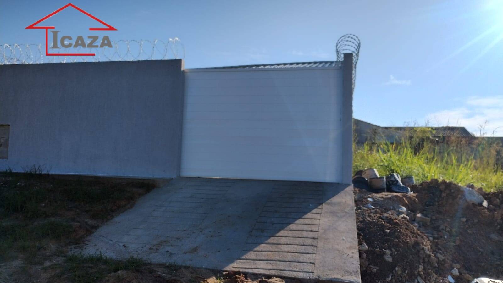 Casa à venda com 2 quartos, 80m² - Foto 2