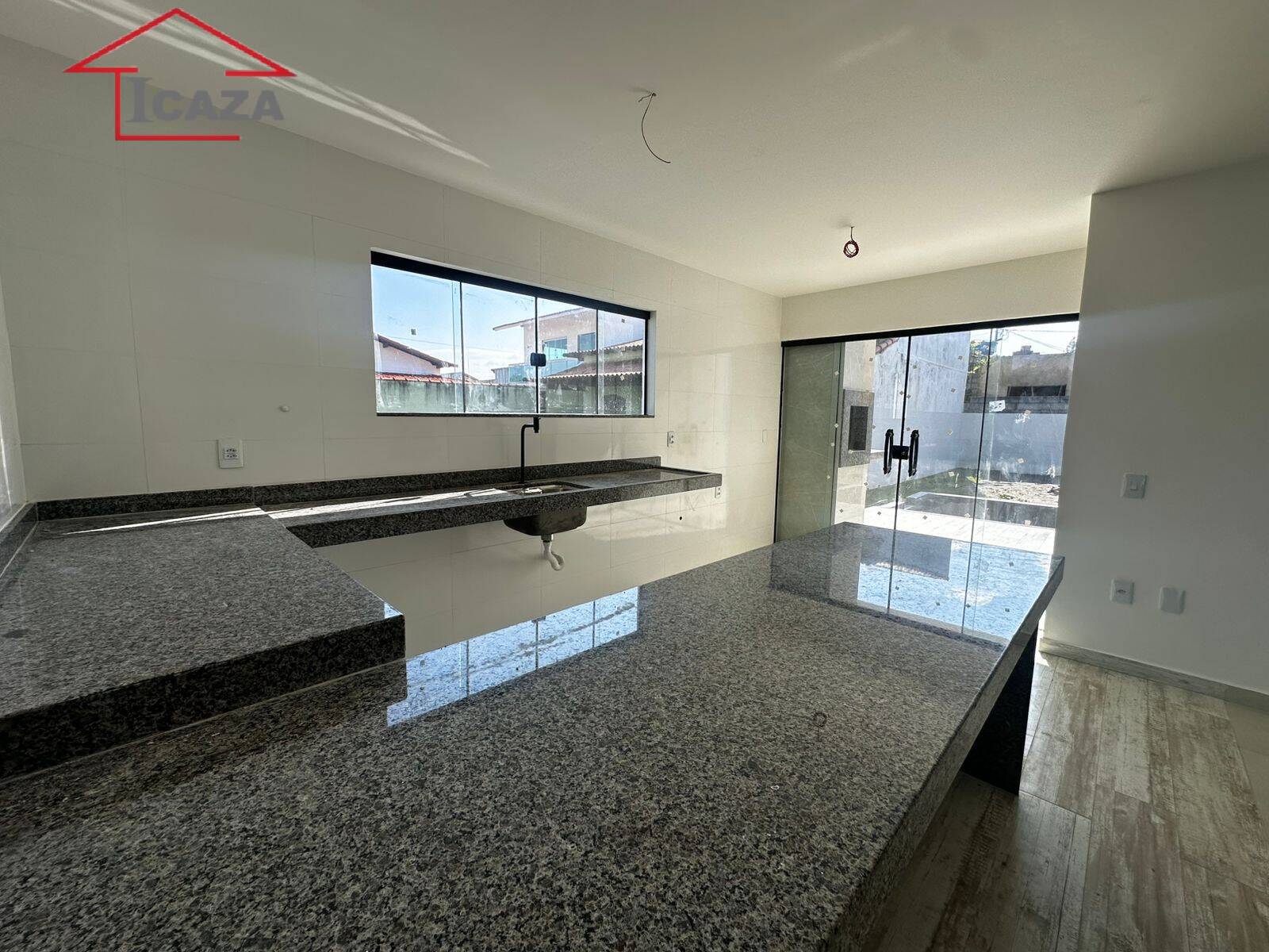 Casa à venda com 2 quartos, 150m² - Foto 8