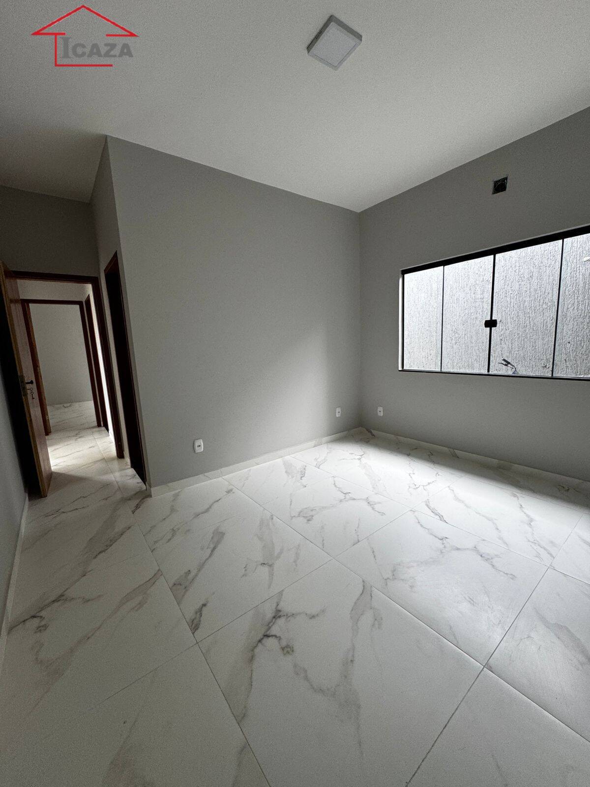 Casa à venda com 2 quartos, 101m² - Foto 4