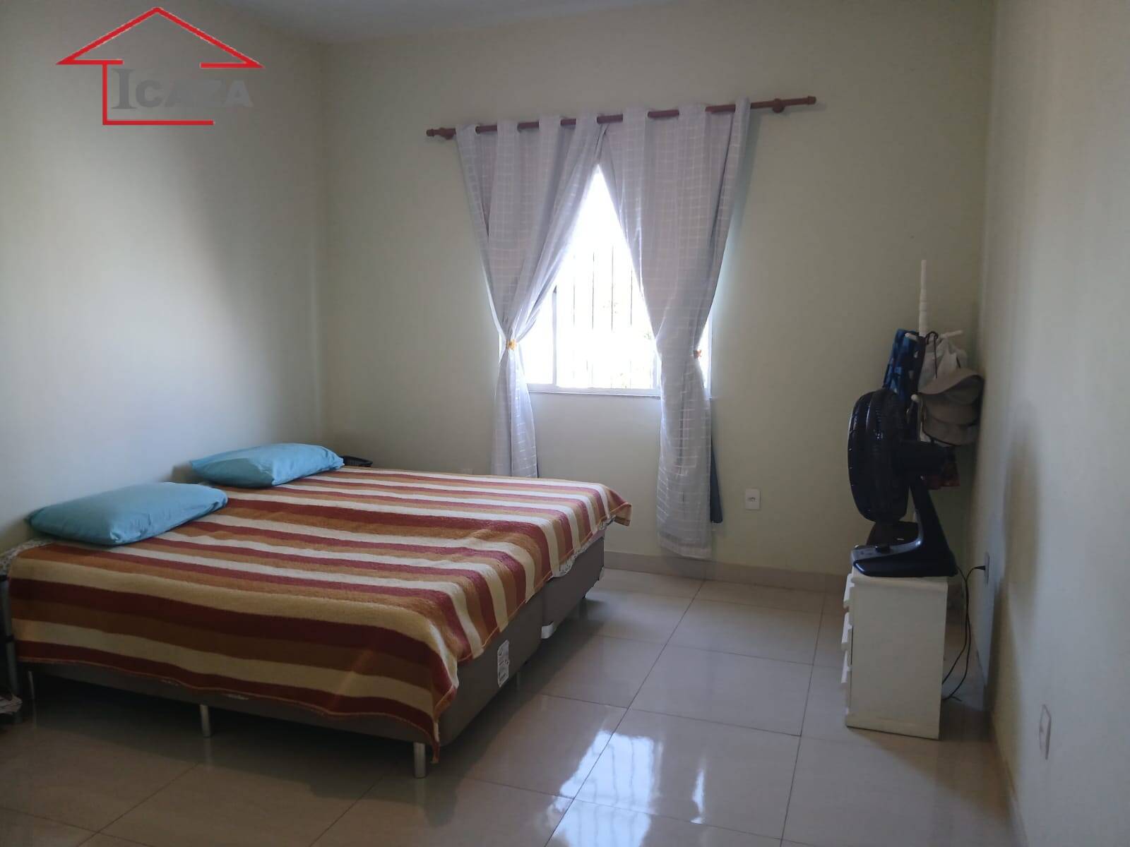 Casa à venda com 2 quartos, 80m² - Foto 9