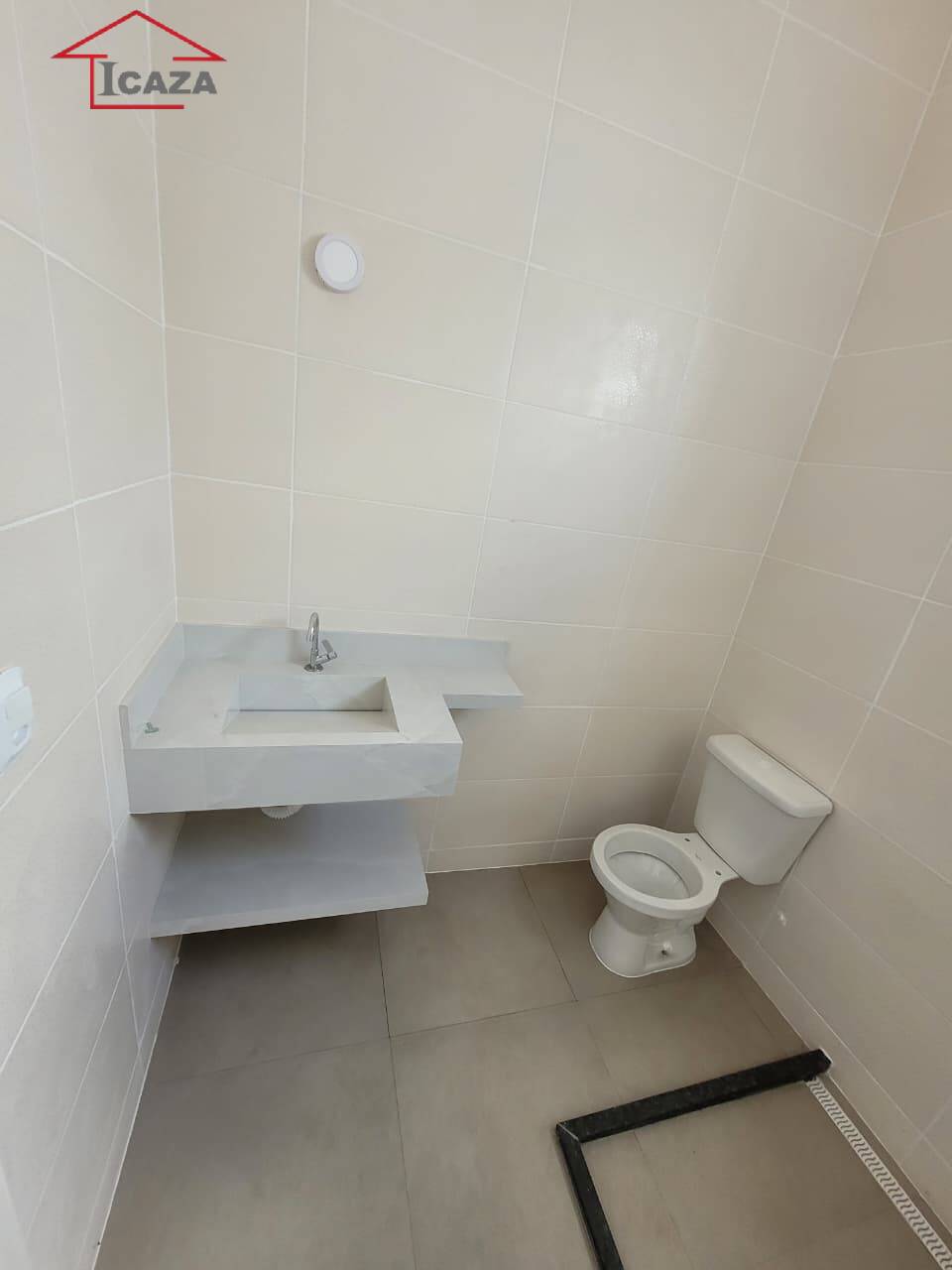 Casa à venda com 2 quartos, 75m² - Foto 14