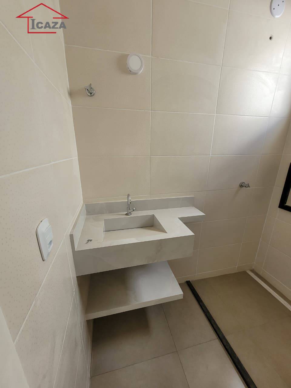 Casa à venda com 2 quartos, 75m² - Foto 18