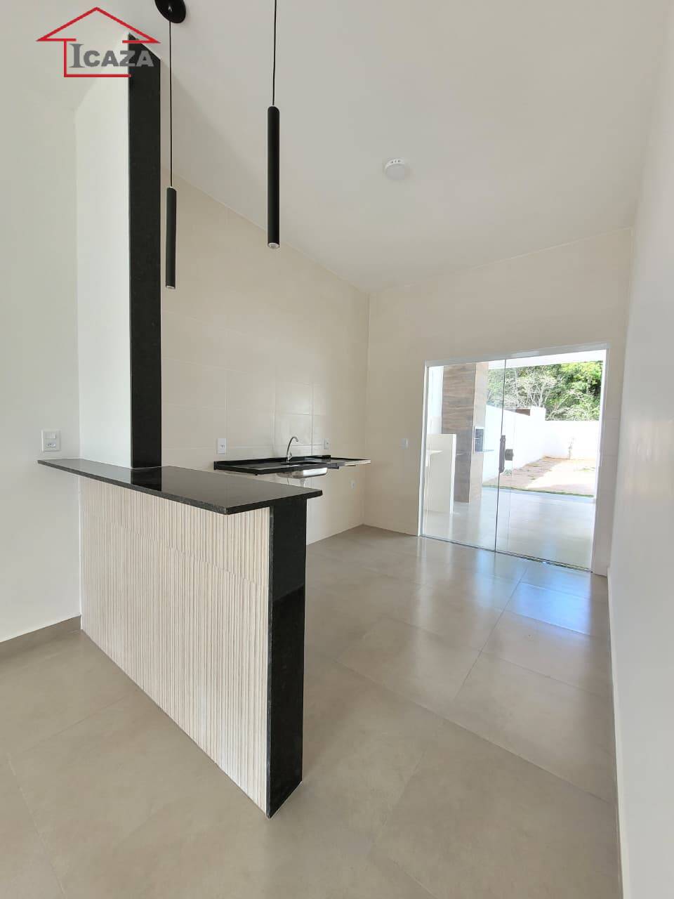 Casa à venda com 2 quartos, 75m² - Foto 9