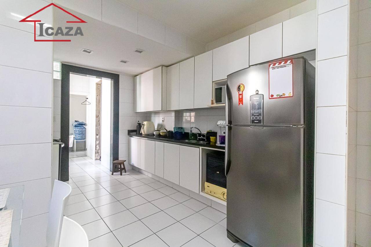 Apartamento, 3 quartos, 156 m² - Foto 11